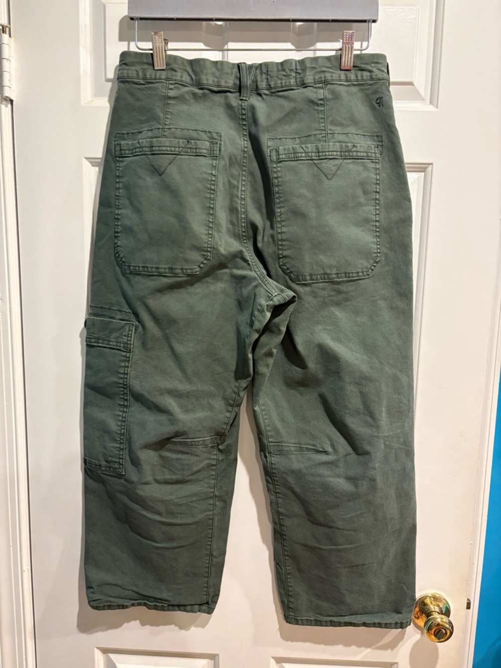 Anthropologie Pilcro cropped barrel cargo pants olive green sz 31 - Picture 2 of 6
